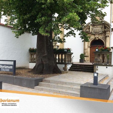 Bildungs- Und Tagungshaus Liborianum Hotel Падерборн Екстериор снимка